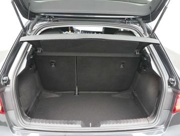 Car image 36