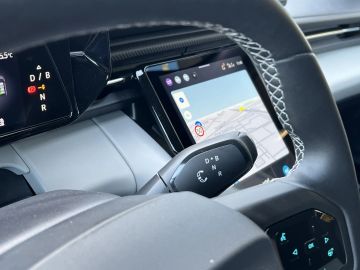 Car image 27