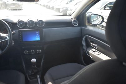 Car image 20