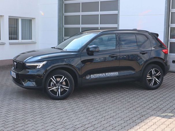 Volvo XC40 B3 Plus Dark 120 kW image number 6