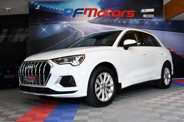 Audi Q3 35 TFSI S tronic Sport 111 kW image number 3