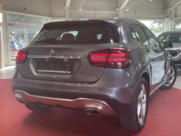 Mercedes-Benz GLA 220 4Matic 135 kW image number 3