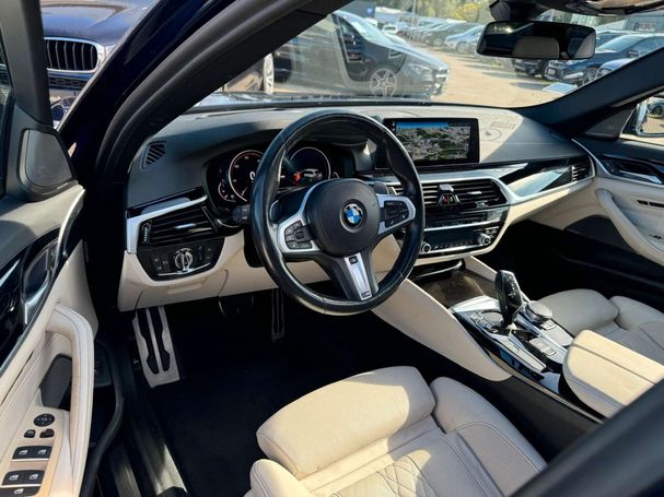 BMW 530d Touring xDrive 195 kW image number 14