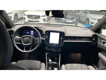 Car image 28