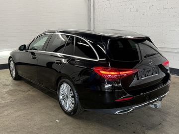 Car image 30