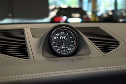 Car image 35