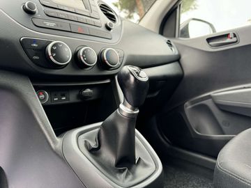 Car image 22