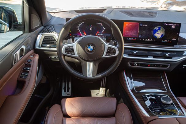 BMW X5 M Sport xDrive 219 kW image number 8