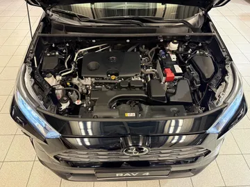 Car image 25
