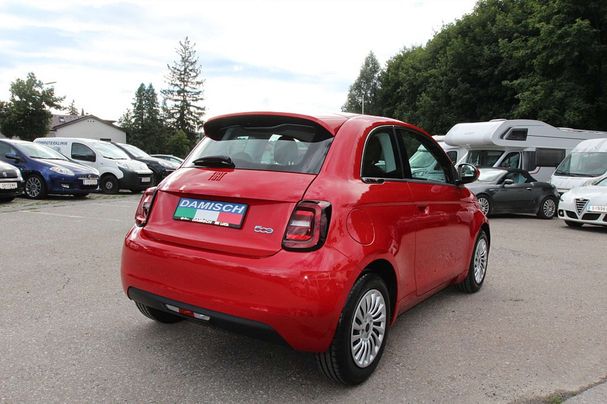 Fiat 500 e 23 kWh RED 70 kW image number 3