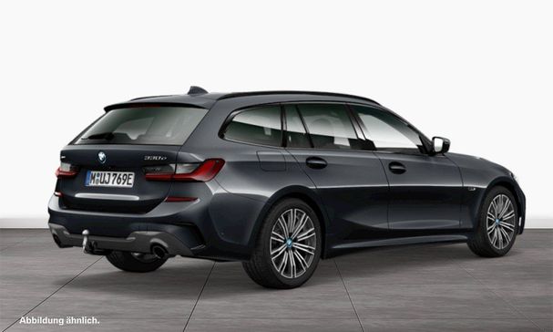 BMW 330e Touring M Sport xDrive 215 kW image number 2