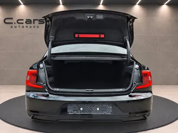 Car image 37