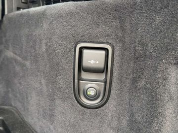 Car image 41