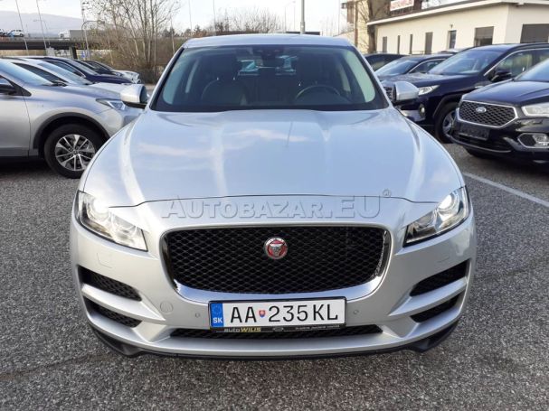 Jaguar F-Pace AWD Prestige 132 kW image number 2