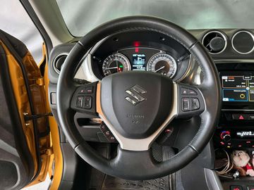 Car image 11