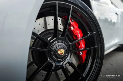 Car image 26