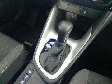 Car image 10