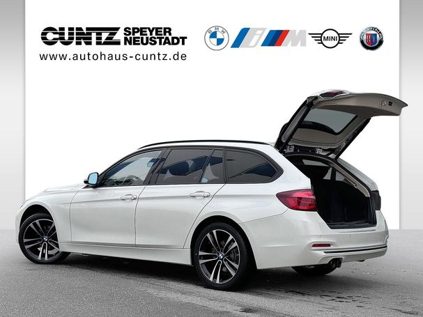 BMW 320i Touring xDrive 135 kW image number 5