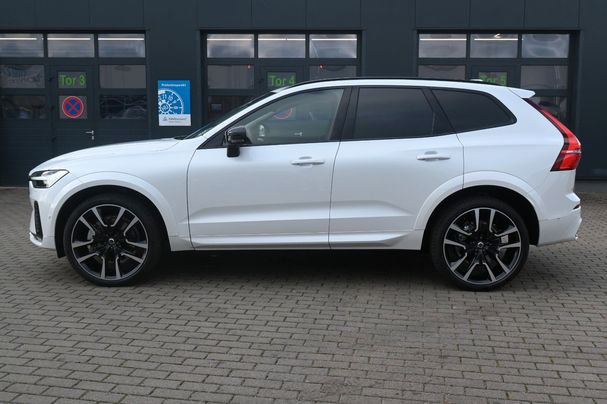 Volvo XC60 B4 AWD Ultimate 145 kW image number 1