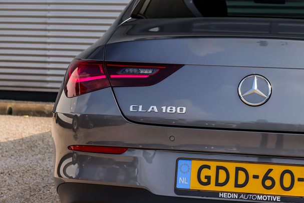 Mercedes-Benz CLA 180 100 kW image number 3