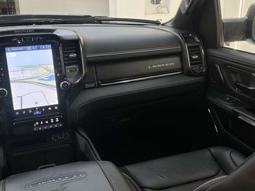 Car image 37