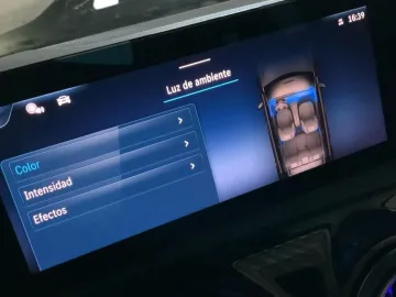 Car image 28