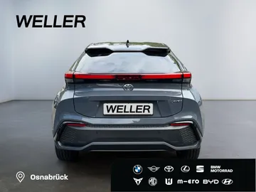 Car image 5