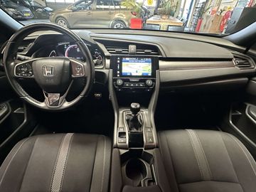 Car image 13