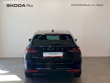 Car image 32