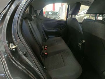 Car image 11