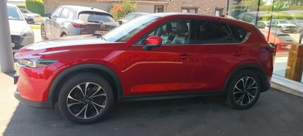 Car image 2