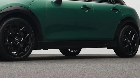 Car image 22