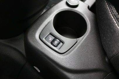 Car image 39