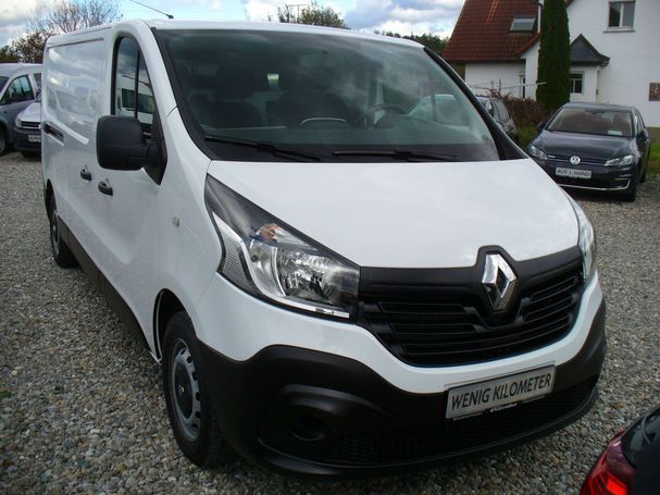 Renault Trafic DCi 120 88 kW image number 4