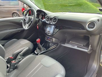 Car image 26