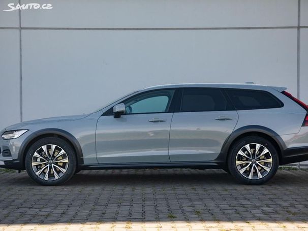 Volvo V90 Cross Country AWD 145 kW image number 5