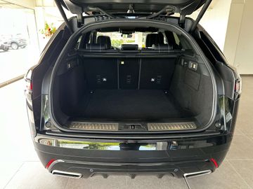 Car image 31