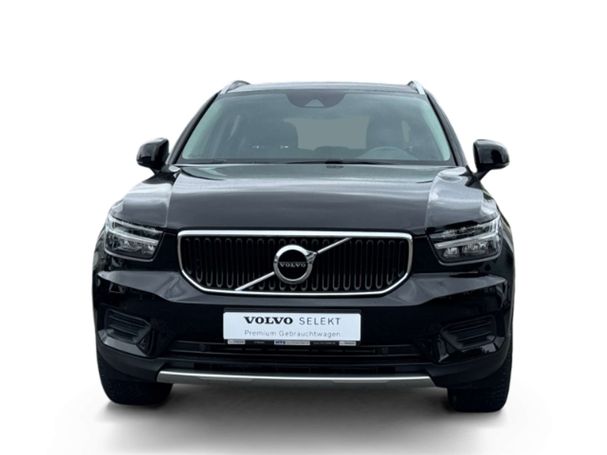 Volvo XC40 D3 Momentum 110 kW image number 3