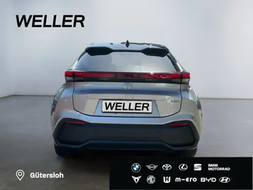 Car image 5