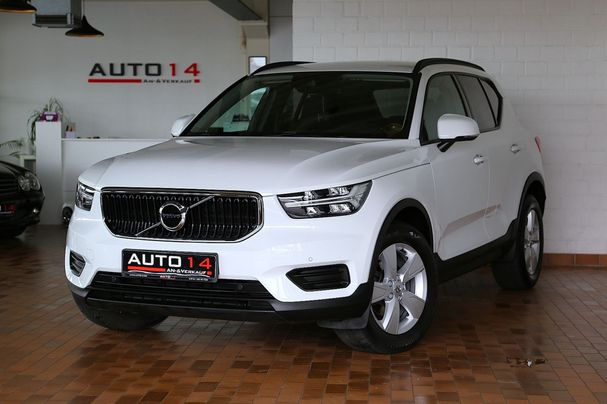 Volvo XC40 Momentum 120 kW image number 1