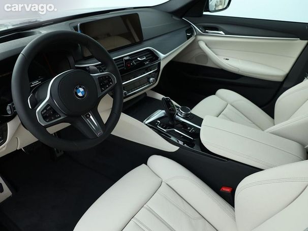 BMW 530d Touring xDrive 210 kW image number 3