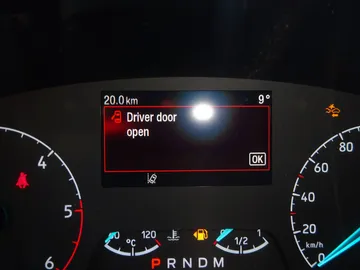 Car image 24
