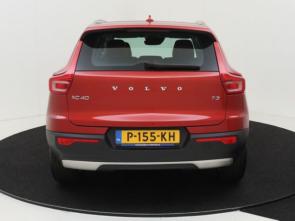 Volvo XC40 T3 Geartronic Inscription 120 kW image number 3