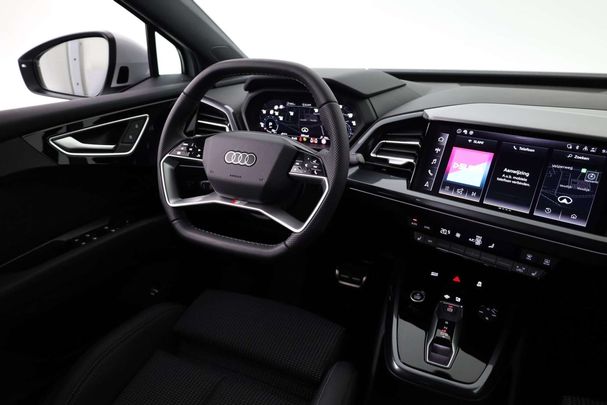 Audi Q4 45 e-tron 210 kW image number 27