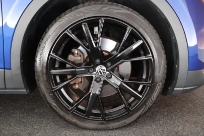 Car image 45