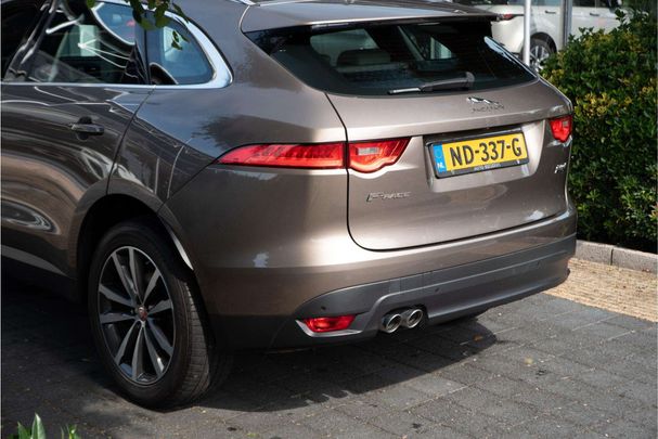 Jaguar F-Pace 20d AWD Portfolio 132 kW image number 27