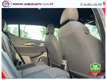 Car image 25