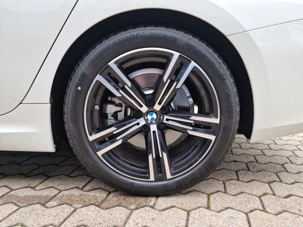 BMW 330i Touring 190 kW image number 14