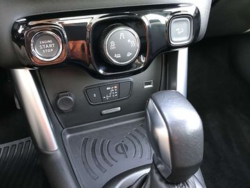 Car image 21