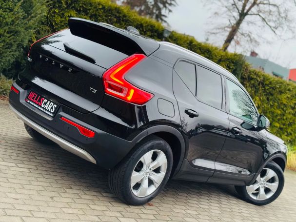 Volvo XC40 T3 Momentum Pro 120 kW image number 9